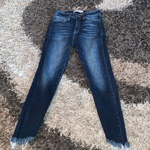 Kancan Signature Jeans size 25 frayed hem inseam 26 good cond